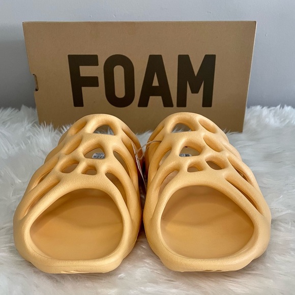 Adidas Yeezy | Men’s Yeezy 450 Slide in Cream Size 12 Brand New with Box - Picture 3 of 16